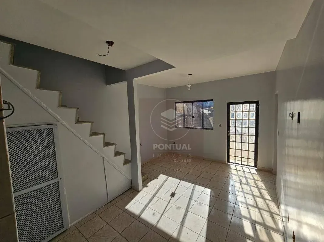 Casa para alugar com 80 m², 2 quartos, 1 banheiro, 6 vagas — foto 7