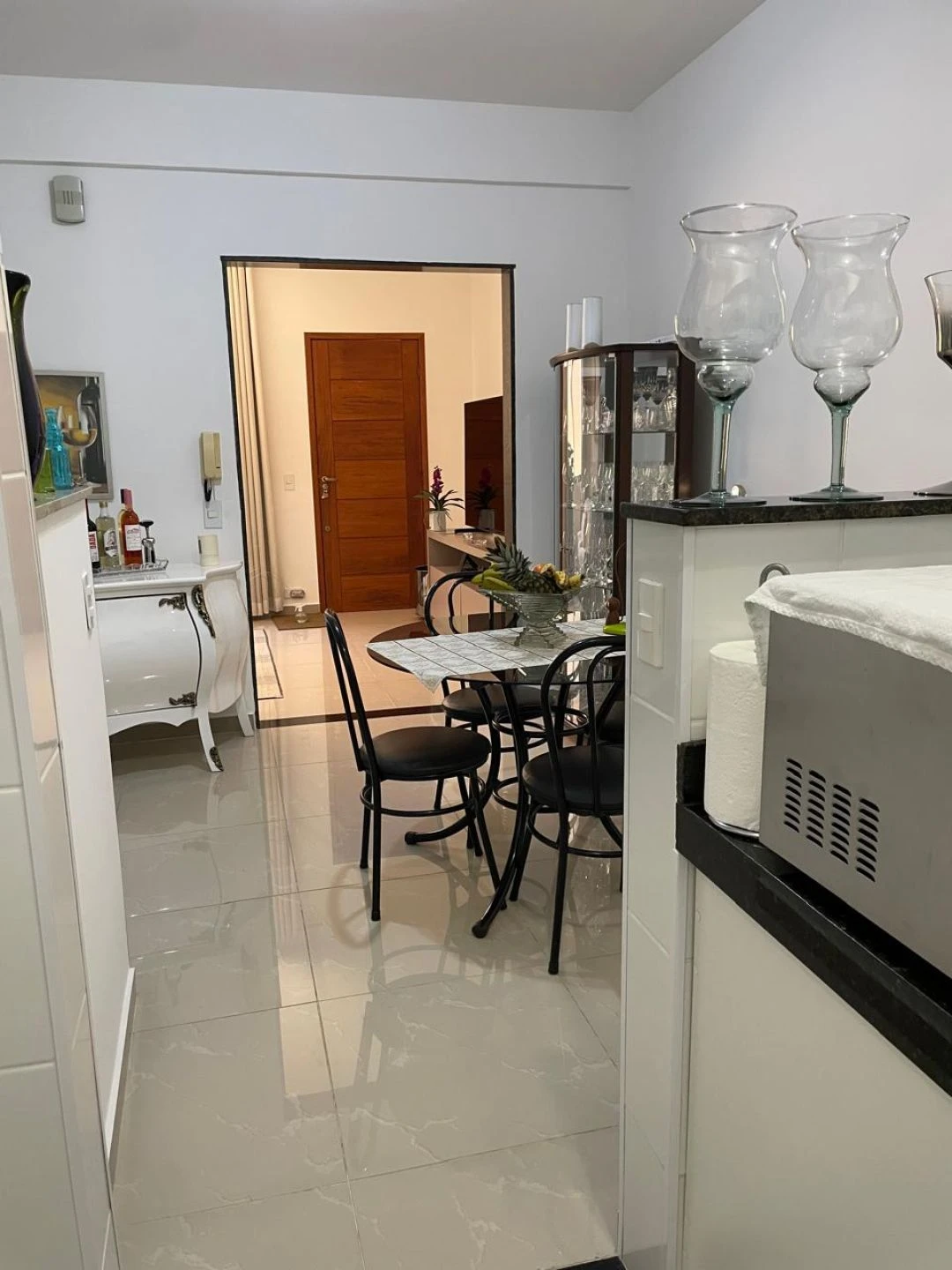 Casa duplex de 02 quartos - Bairro Santa Mônica — foto 4