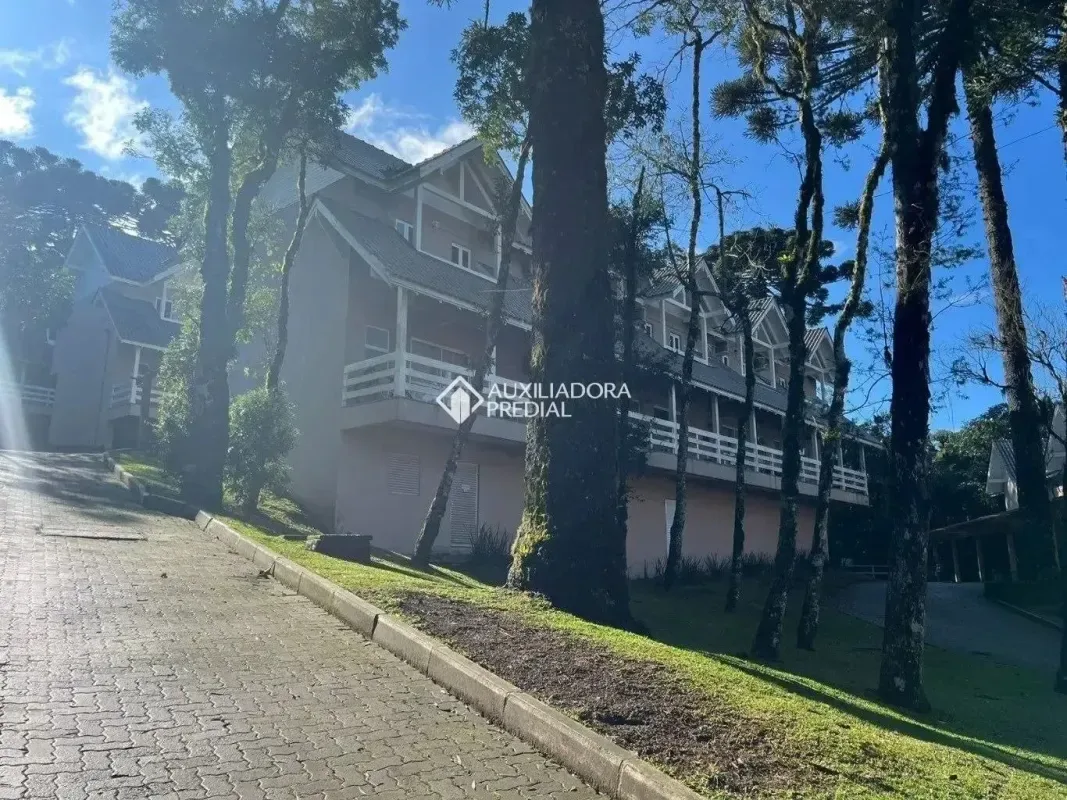 Casa para alugar com 80 m², 2 quartos, 3 banheiros, 2 vagas