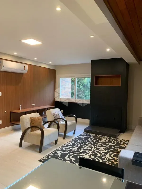 Apartamento para alugar com 154 m², 3 quartos, 4 banheiros, 1 vaga