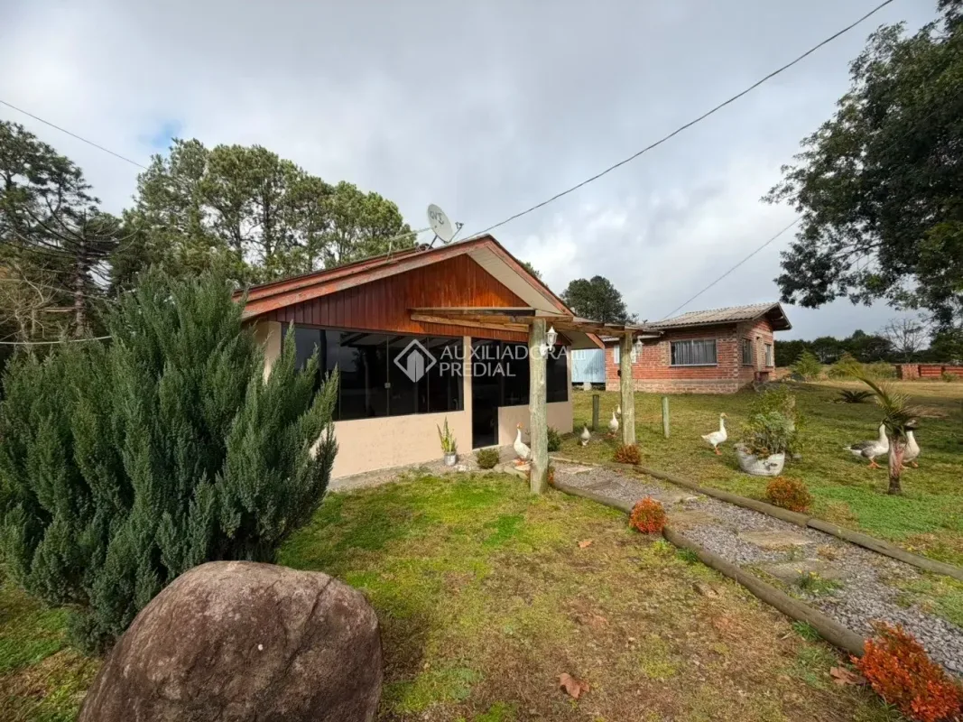 Casa para alugar com 80 m², 1 quarto, 1 banheiro, 1 vaga