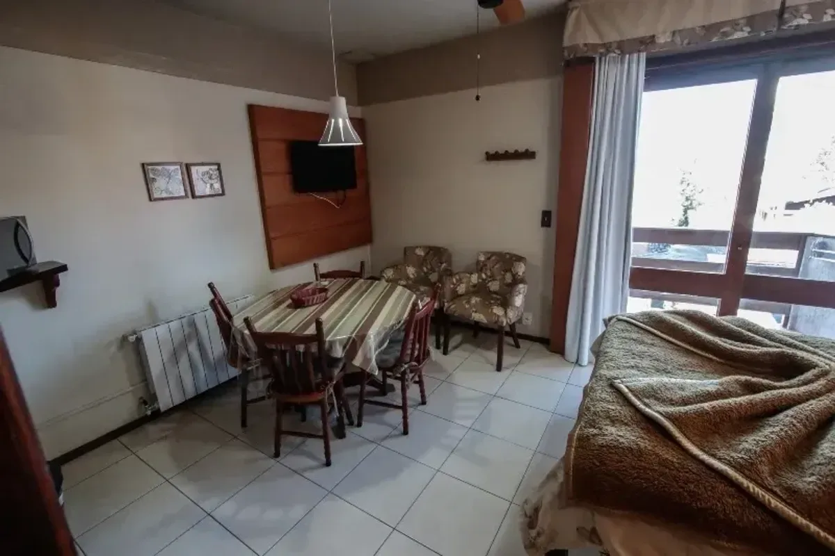 Apartamento para alugar com 35 m², 2 quartos, 1 banheiro, 1 vaga — foto 2