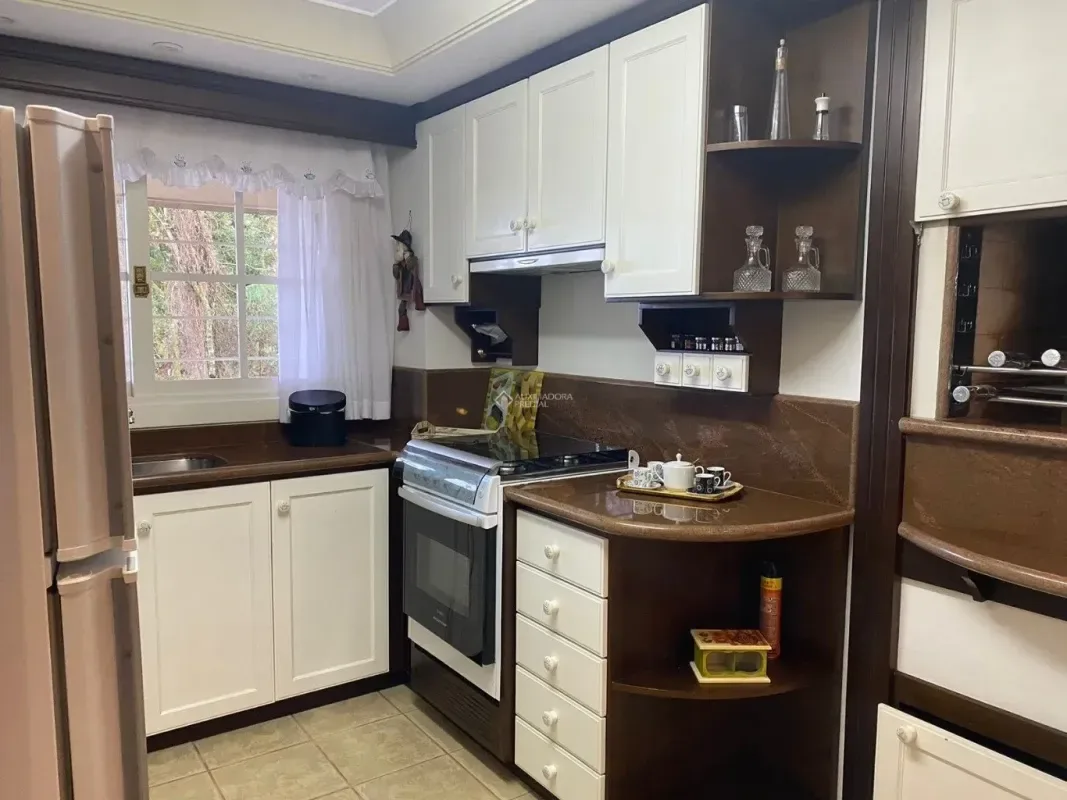 Casa para alugar com 230 m², 3 quartos, 3 banheiros, 2 vagas — foto 23