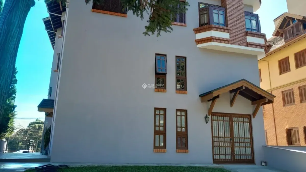Apartamento para alugar com 95 m², 2 quartos, 2 banheiros