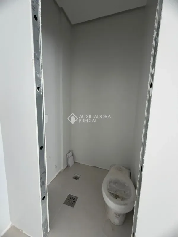 Ponto comercial/Loja/Box para alugar com 105 m² — foto 5