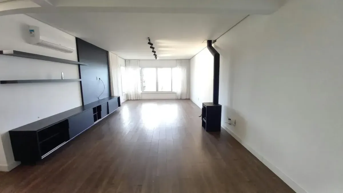 Apartamento para alugar com 118 m², 1 quarto, 2 banheiros, 1 vaga