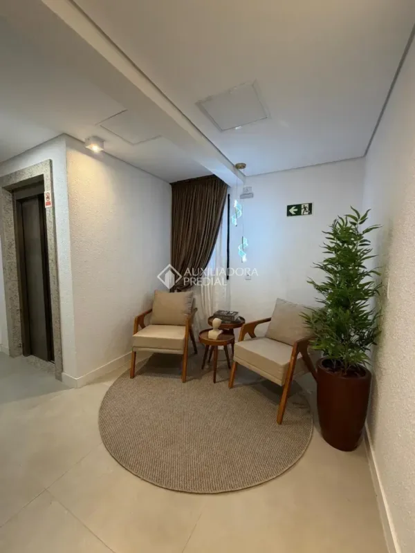Apartamento para alugar com 90 m², 2 quartos, 3 banheiros, 1 vaga — foto 2