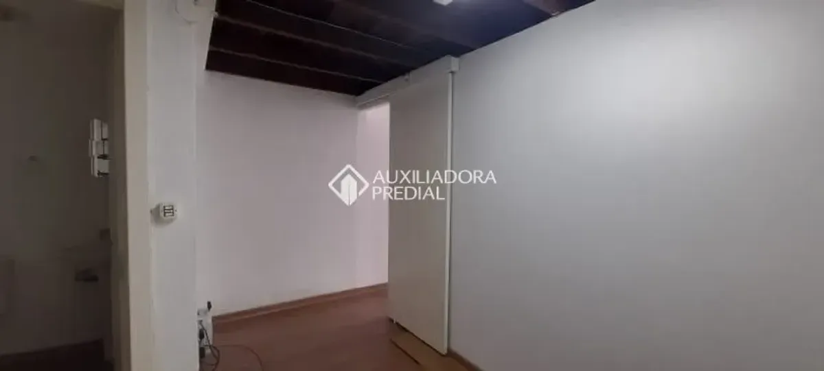 Ponto comercial/Loja/Box para alugar com 50 m², 1 banheiro — foto 5