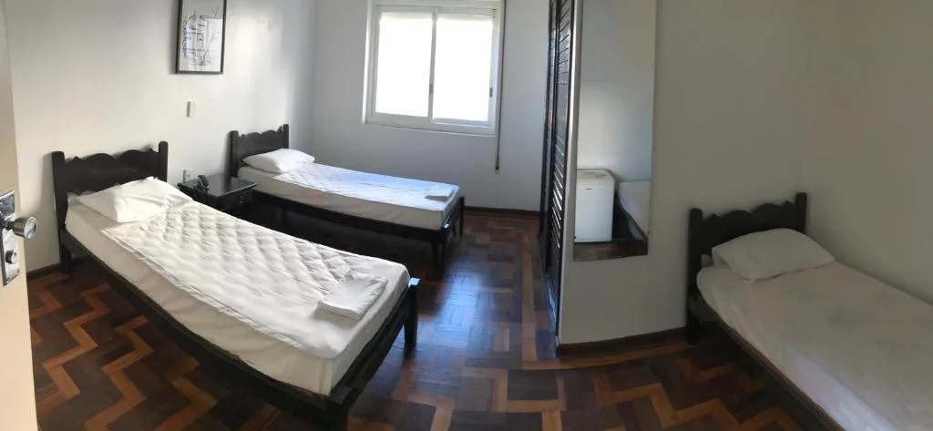Farol Hotel, na Rua José Antônio Picoral em Torres/RS — foto 3