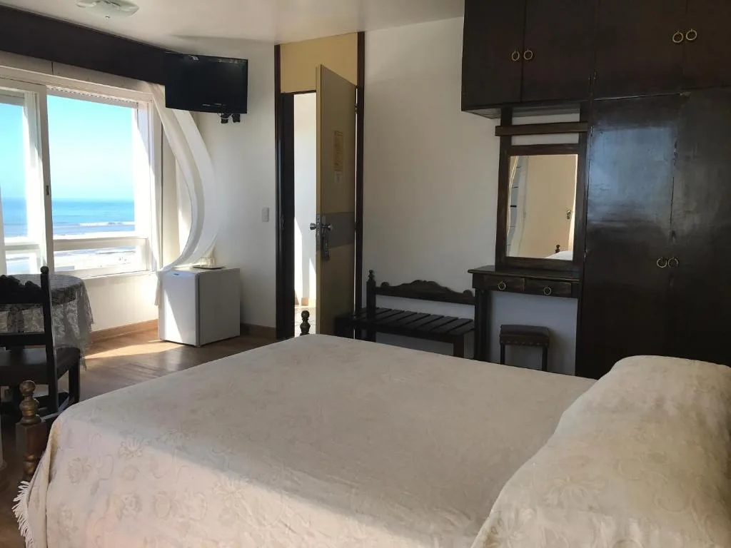 Farol Hotel, na Rua José Antônio Picoral em Torres/RS — foto 9