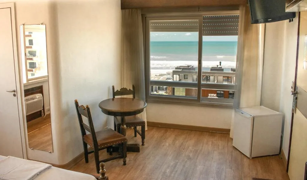 Farol Hotel, na Rua José Antônio Picoral em Torres/RS — foto 14