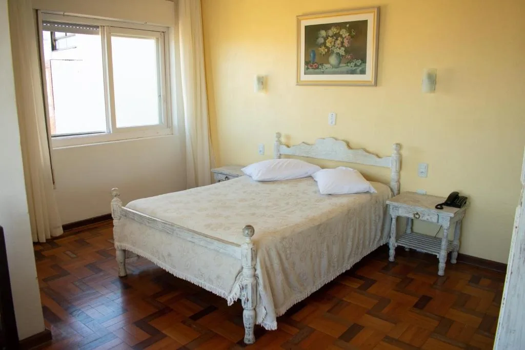 Farol Hotel, na Rua José Antônio Picoral em Torres/RS — foto 15