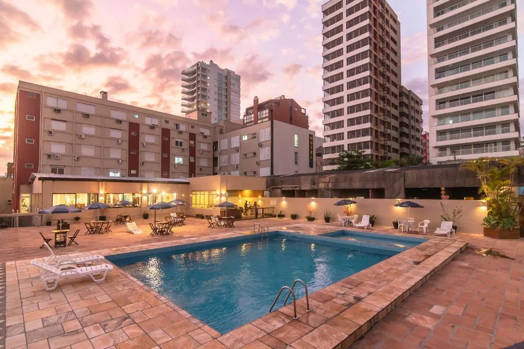 Farol Hotel, na Rua José Antônio Picoral em Torres/RS — foto 25