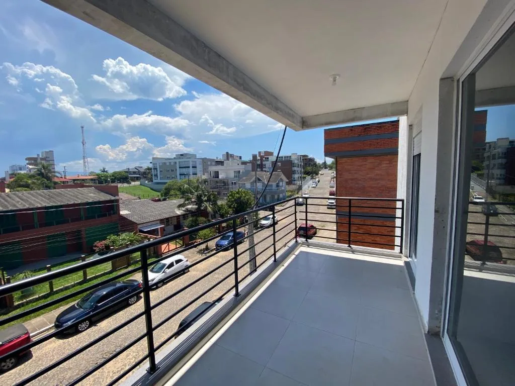Ótimo apto a 50m da areia churrasq 2Q 2 banheiros 302, Torres (preços atualizados 2026), na 176 Rua Nossa Senhora dos Navegantes em Torres/RS — foto 16