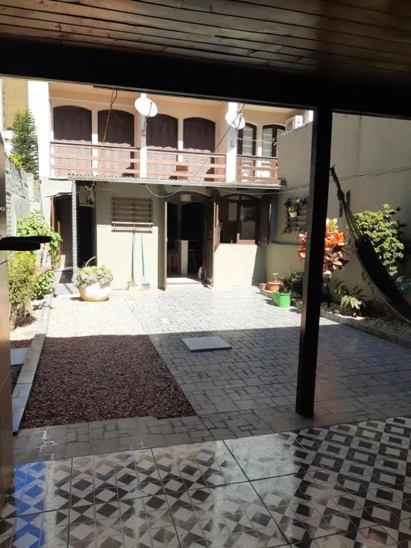 Apartamento com pátio e anexo exclusivo, Torres (preços atualizados 2026), na Rua Osvaldo Aranha 497 AP em Torres/RS — foto 33
