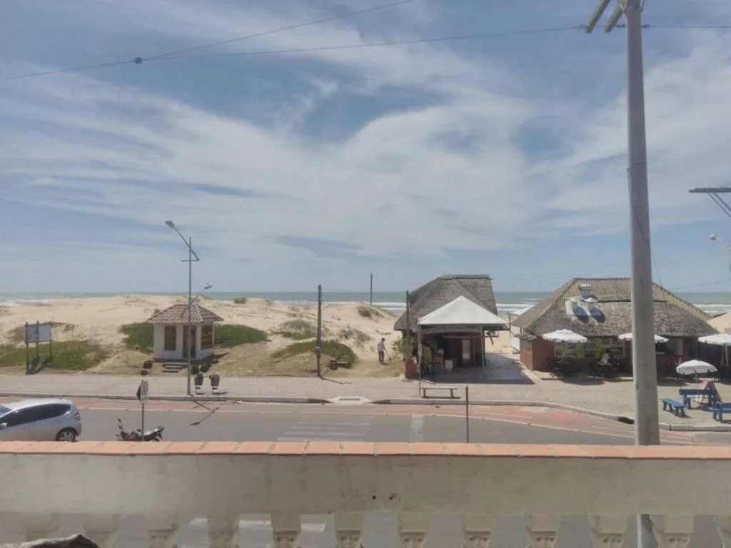 Apartamento Paraíso A Beira Mar, Torres, na Av. Beira Mar, Centro, Torres - RS, 95560-000, Brasil em Torres/RS