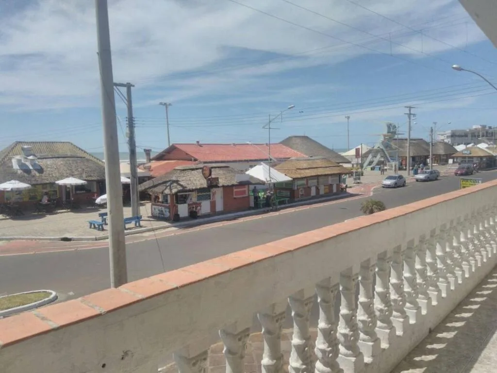 Apartamento Paraíso A Beira Mar, Torres, na Av. Beira Mar, Centro, Torres - RS, 95560-000, Brasil em Torres/RS — foto 17