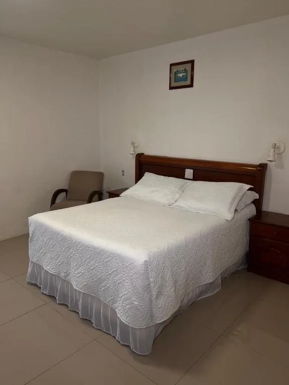 Pousada Brisa do Mar, Torres, na Rua Borges de Medeiros, 51 Centro em Torres/RS — foto 10