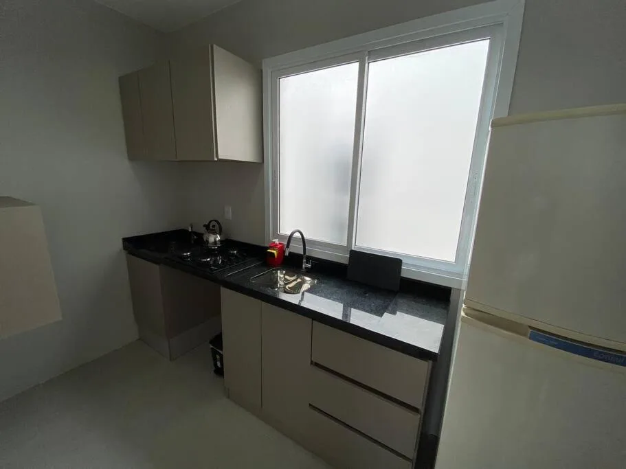 Ótimo Loft 50m da areia churrasq 304, Torres, na 176 Rua Nossa Senhora dos Navegantes em Torres/RS — foto 4