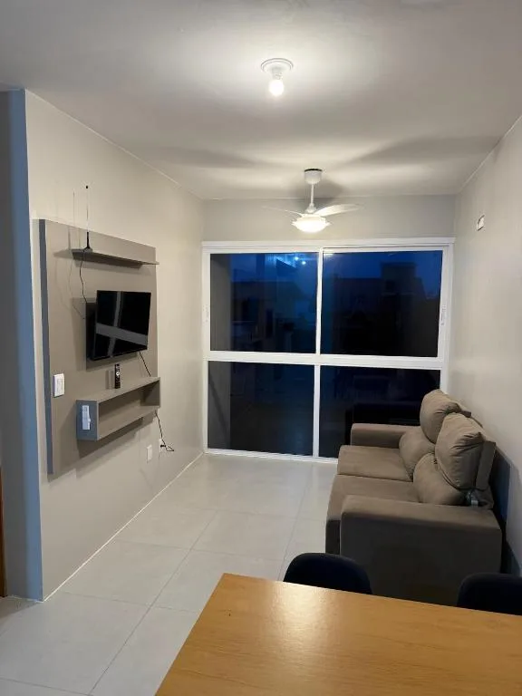 Ótimo apto a 50m da areia 2Q 2 banheiros churrasqueira c vista mar 206, Torres, na Rua Nossa Senhora dos Navegantes em Torres/RS — foto 12