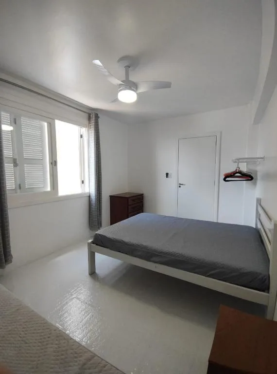 Apto 3 Dormitórios, 2 Vagas, Completíssimo, Central, próx Mar, Torres, na 314 Rua Desembargador Viêira Píres em Torres/RS — foto 18