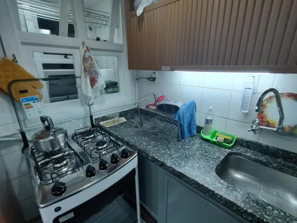Apto 3 Dormitórios, 2 Vagas, Completíssimo, Central, próx Mar, Torres, na 314 Rua Desembargador Viêira Píres em Torres/RS — foto 30