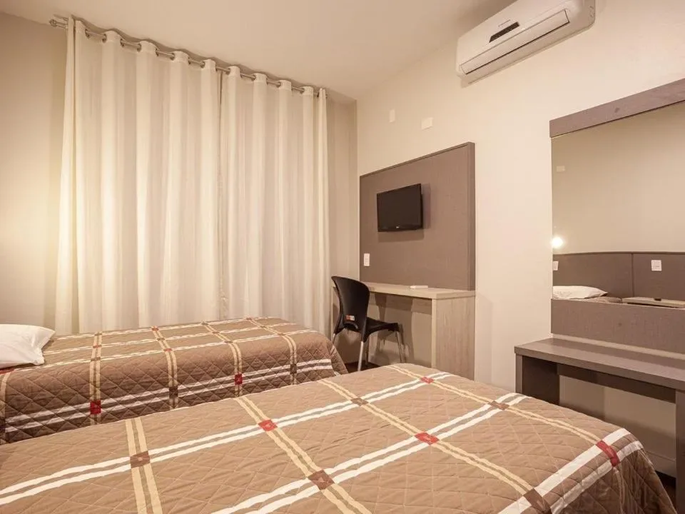 A Furninha Hotel, Torres, na Rua Joaquim Porto em Torres/RS — foto 18
