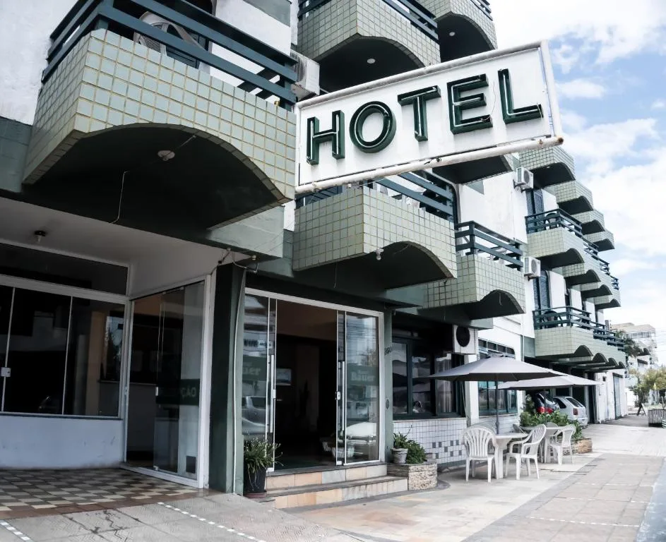 Hotel Bauer, Torres, na Rua Balbino de Freitas em Torres/RS — foto 34