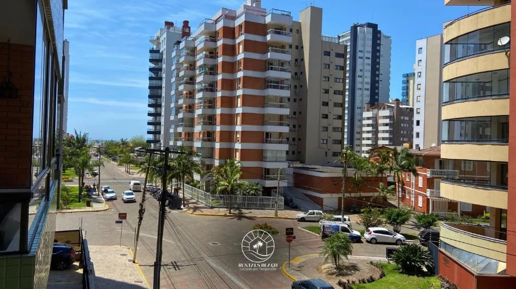 Apto a menos de 300m da Praia Grande Quatro Praças, Torres, na 323 Rua Alexandrino de Alencar em Torres/RS — foto 6