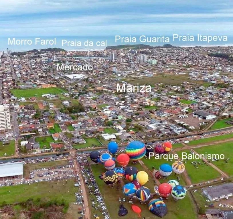 CASA de 2 quartos com 2 ares-condicionados em TORRES-RS - Na mais bela praia Gaúcha - Cozinha - Banheiro - TV smart 32 e Wi-Fi - Estacionamento - Anfitriã Superhost no BnB, Torres, na 1240 Rua Luíz Gonzaga Capaverde casa em Torres/RS — foto 33