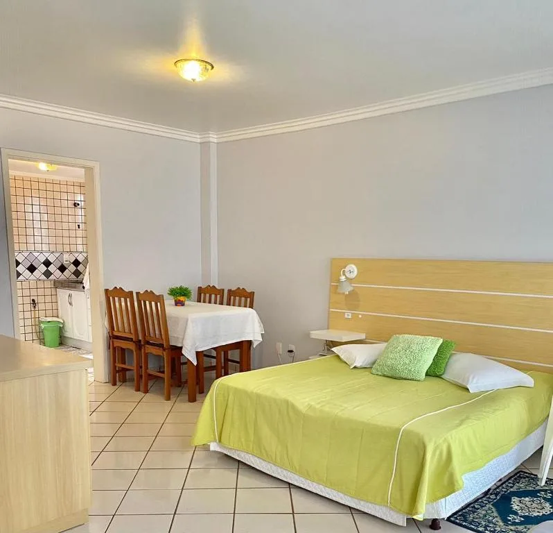 Residencial Nápole, Torres, na Avenida Benjamin Constant em Torres/RS — foto 6