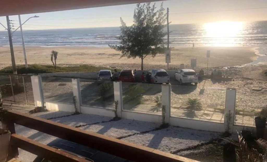 Studio pe na areia frente mar, Torres, na Av. Beira Mar em Torres/RS — foto 10