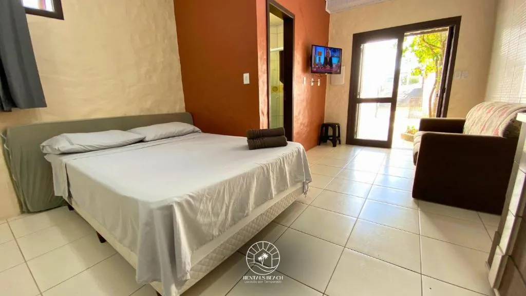 Apartamentos Praia da Cal - Punta Ballena, Torres, na 452 Avenida Alfieiro Zanardi em Torres/RS — foto 3