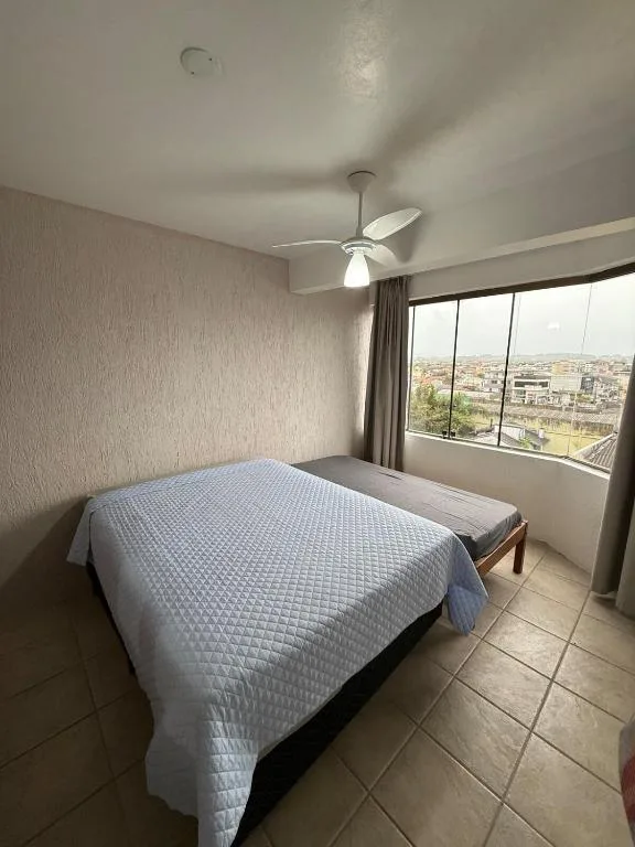 Entre o Mar e o Centro - A melhor Localização, Torres, na R. Cel. Pacheco, 400 ap em Torres/RS — foto 2