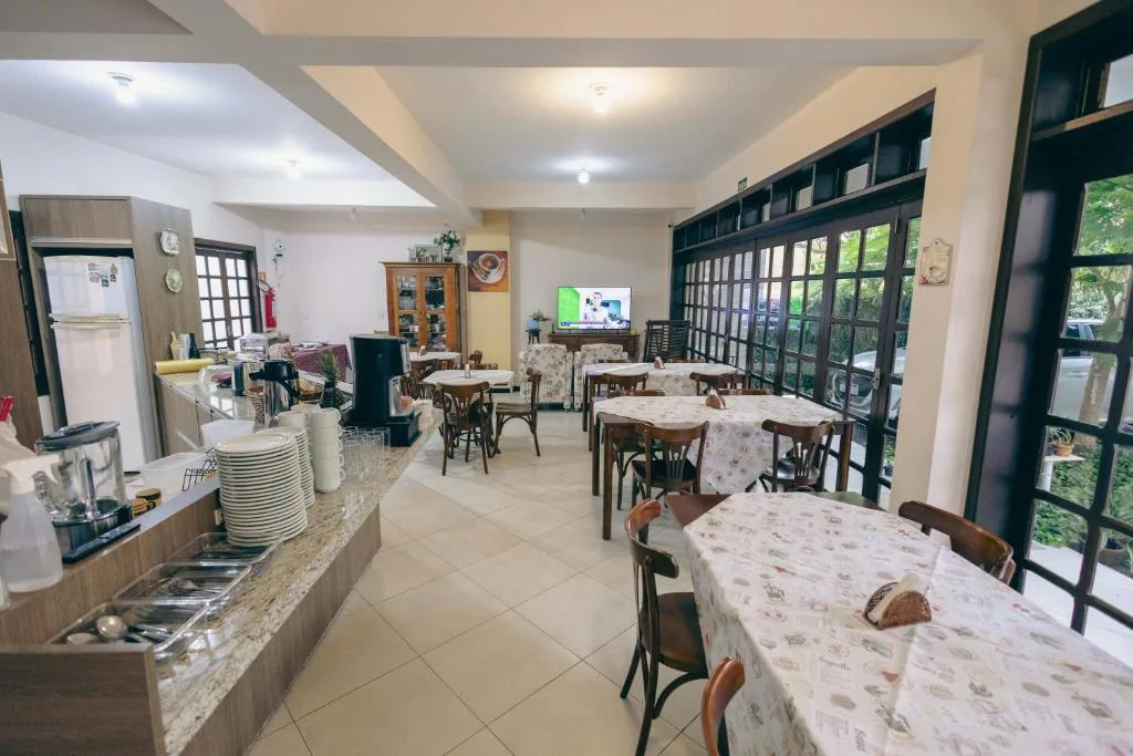 Pousada Café, Torres, na Rua 21 de maio em Torres/RS — foto 33