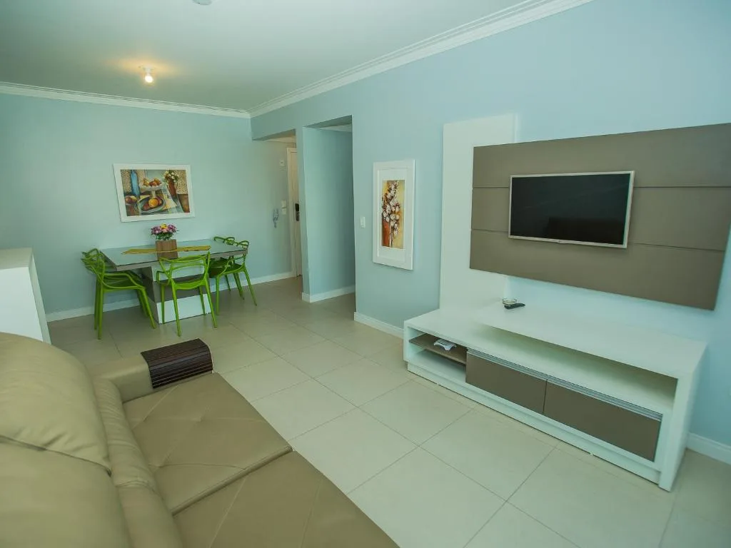 Residencial Villa Lobos, Torres, na Rua Marechal Deodoro, 54 Apto em Torres/RS — foto 10