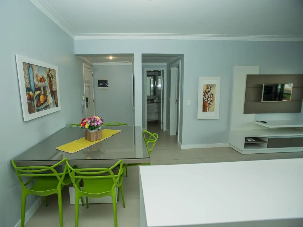 Residencial Villa Lobos, Torres, na Rua Marechal Deodoro, 54 Apto em Torres/RS — foto 12