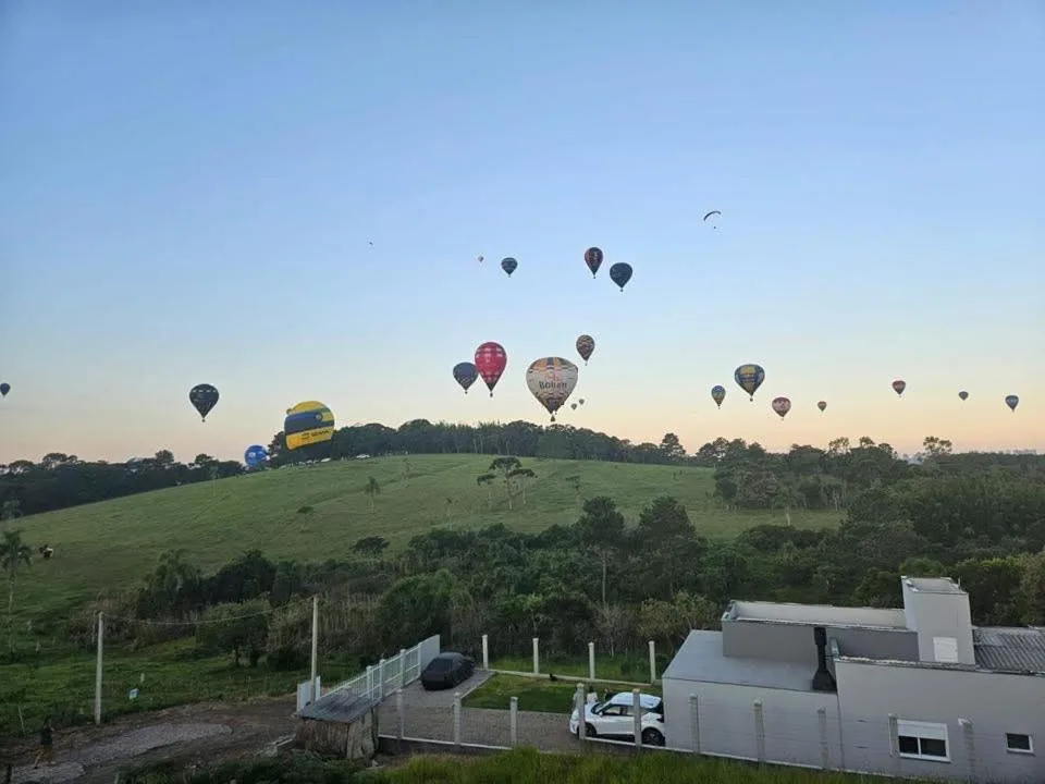 Casa com três quartos, piscina e área Gourmet, Torres, na Rua Dionel Ferro em Torres/RS — foto 10