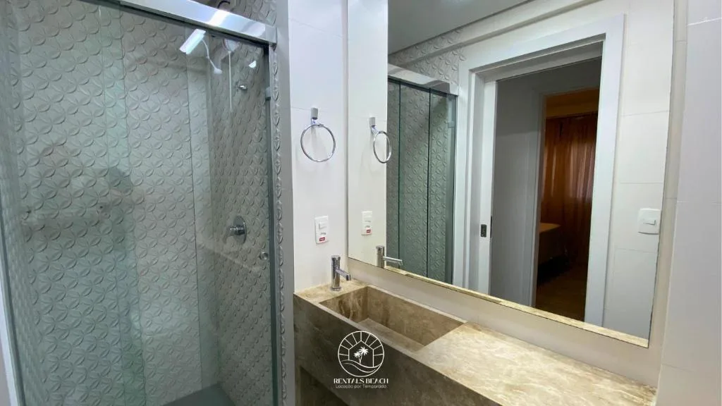 Apartamentos de Temporada Casa Carmel, Torres, na 432 Rua Sete de Setembro em Torres/RS — foto 38