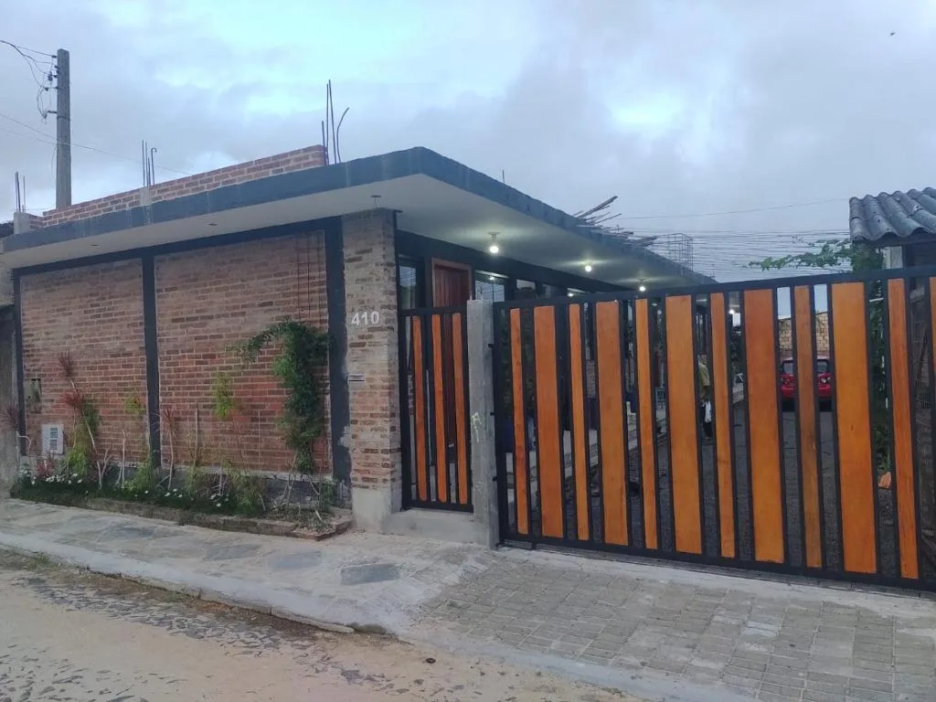 kitinetes Atômico, Torres, na 410 Rua Amoritas em Torres/RS — foto 2