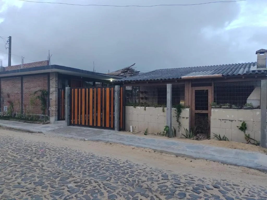 kitinetes Atômico, Torres, na 410 Rua Amoritas em Torres/RS — foto 21
