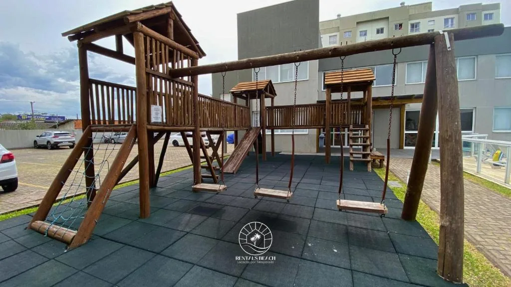 Apto com ar-condicionado | Piscina | 500m do mar, Torres, na 1401 Rua Pará em Torres/RS — foto 23