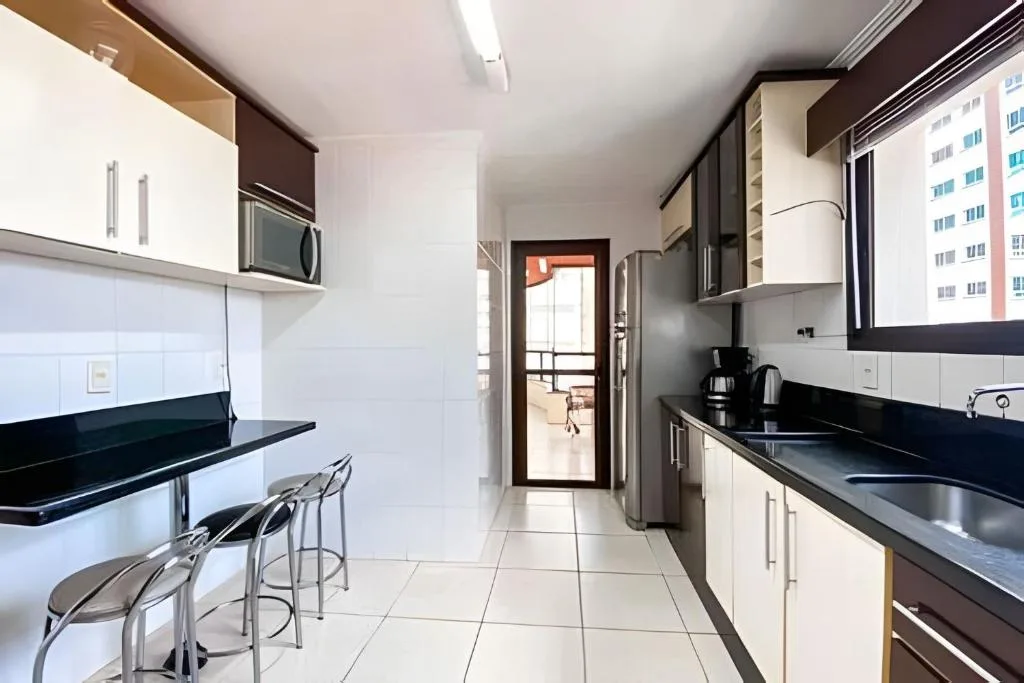 *Apto 4 quartos pertinho da praia e do centro*, Torres, na 327 Rua Alexandrino de Alencar em Torres/RS — foto 4