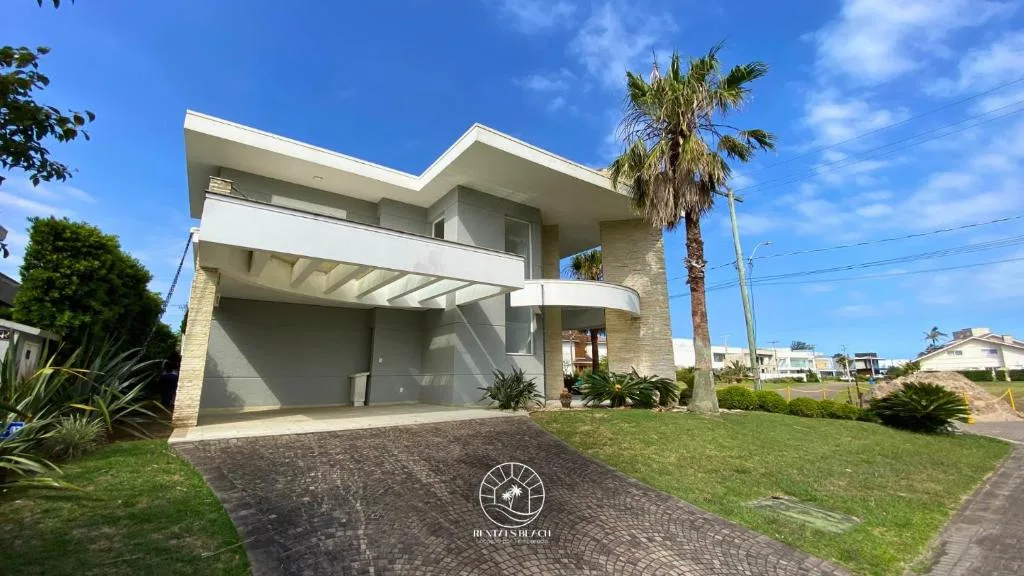 Casa Condomínio 5 suítes com piscina a 350m do mar, Torres, na 2009 Rua Estrada dos Cunhas em Torres/RS — foto 7
