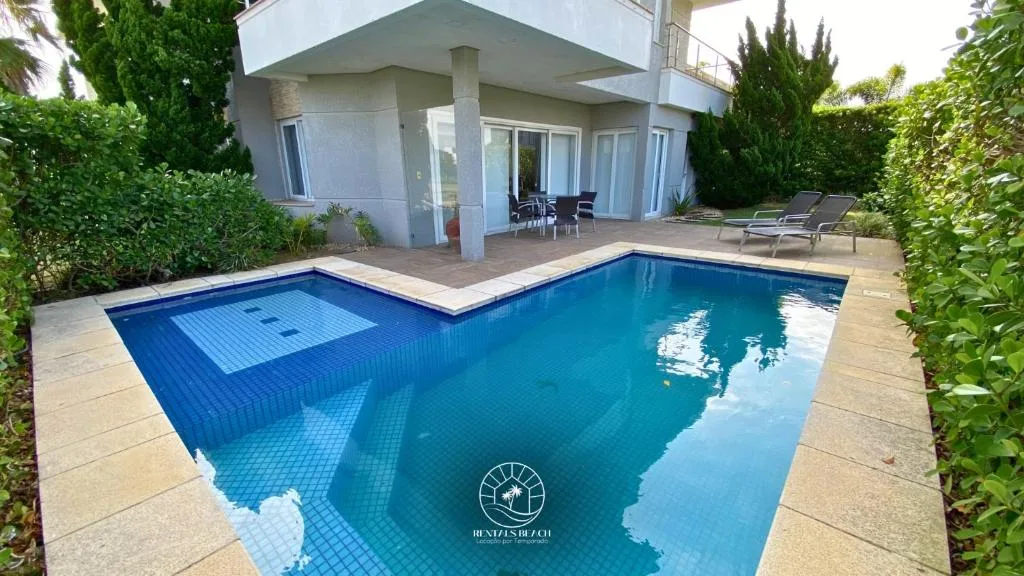 Casa Condomínio 5 suítes com piscina a 350m do mar, Torres, na 2009 Rua Estrada dos Cunhas em Torres/RS — foto 10