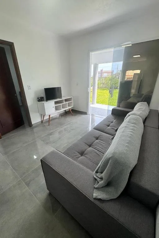 Casa nova em Torres, Torres, na Rua Torres em Torres/RS — foto 2