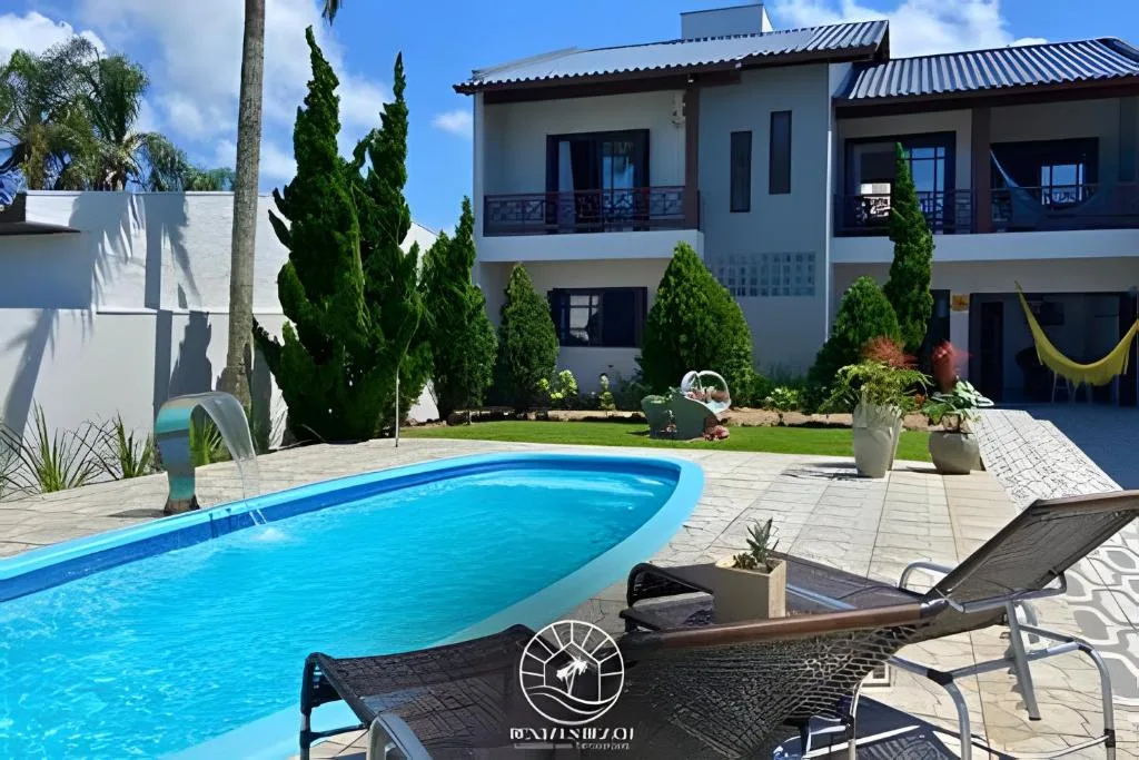Casa | Piscina | Ar | Aceita Pet | Lagoa do Violão, Torres, na 531 Avenida José Maia Filho em Torres/RS — foto 8
