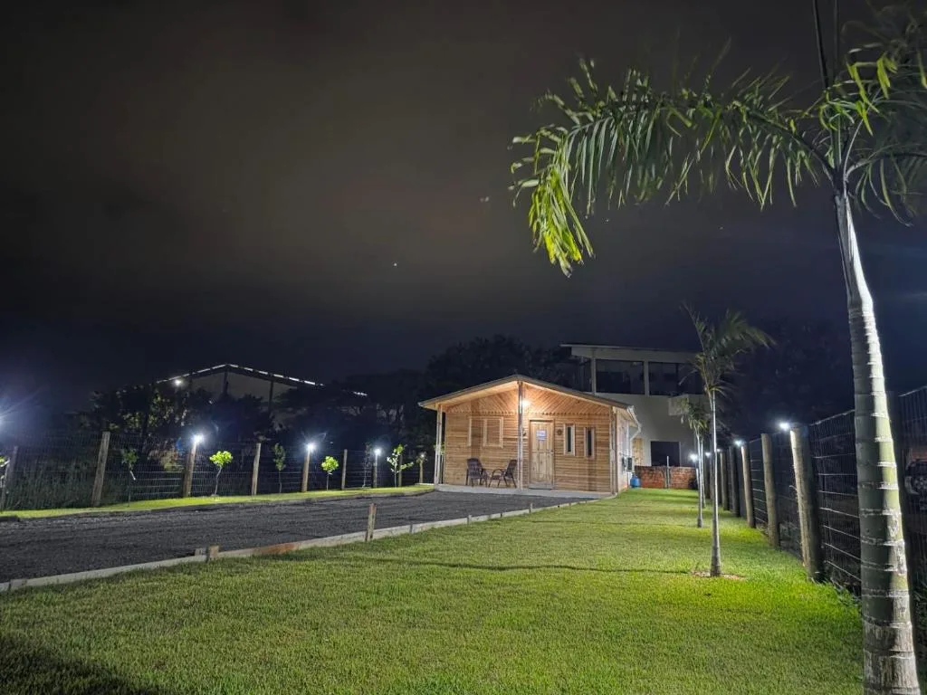 Cantos de Torres - Casa com 02 Quartos Ar Condicionado Próximo a Praia da Cal, Torres, na Rua do Balonismo em Torres/RS — foto 32