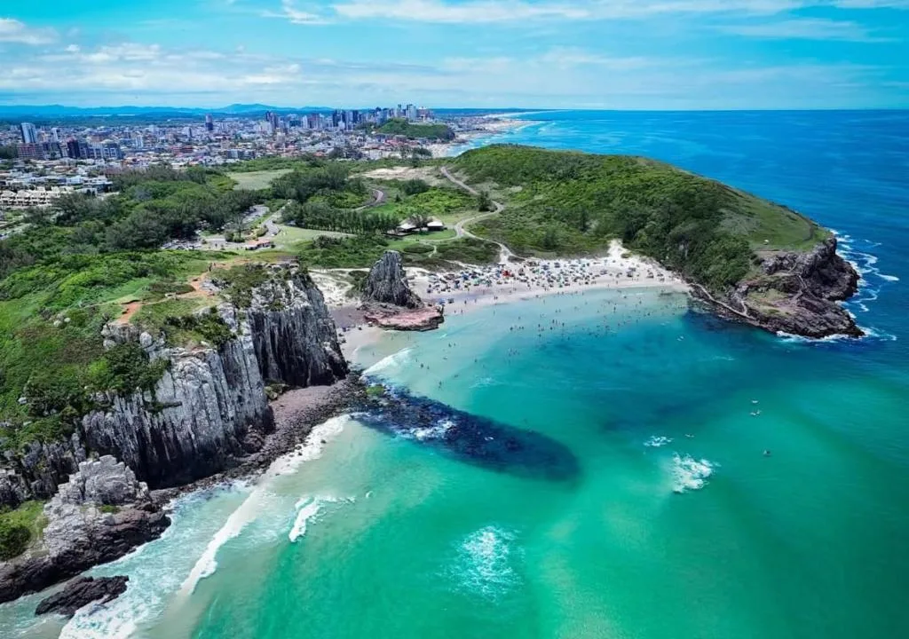 Cantos de Torres - Casa com 02 Quartos Ar Condicionado Próximo a Praia da Cal, Torres, na Rua do Balonismo em Torres/RS — foto 35