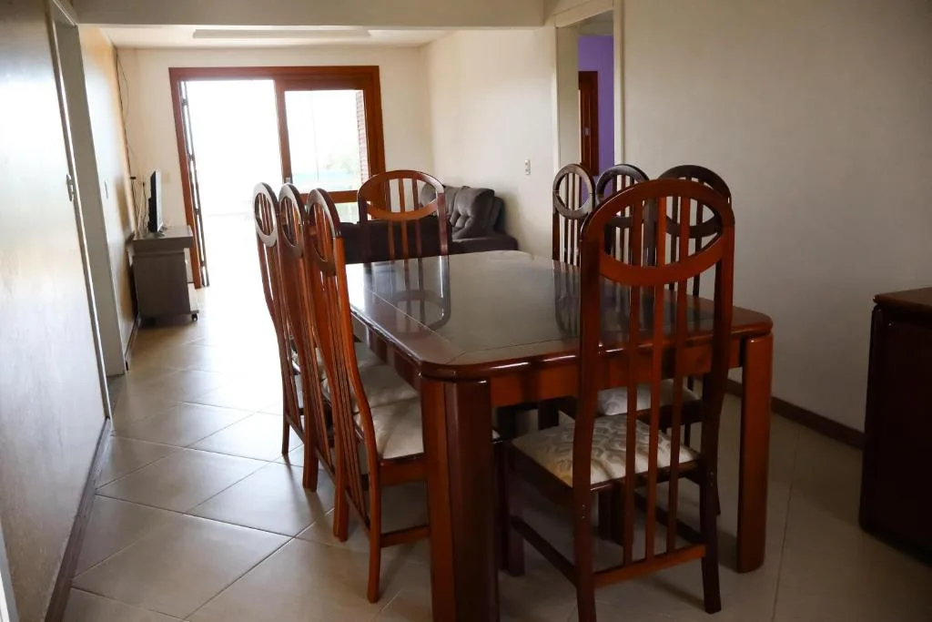 Casa para toda familia com dois pisos isolados com piscina em torres, Torres, na R. Luíz em Torres/RS — foto 8